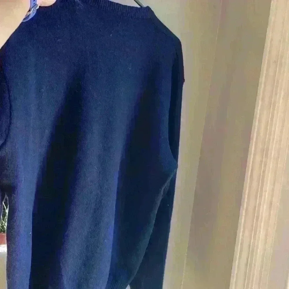 Slouchy, cozy navy blue v neck sweater size L